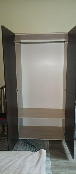 Продам распашной шкаф