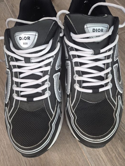 Christian Dior B30