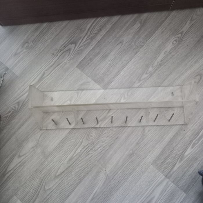Продадим полки 2шт