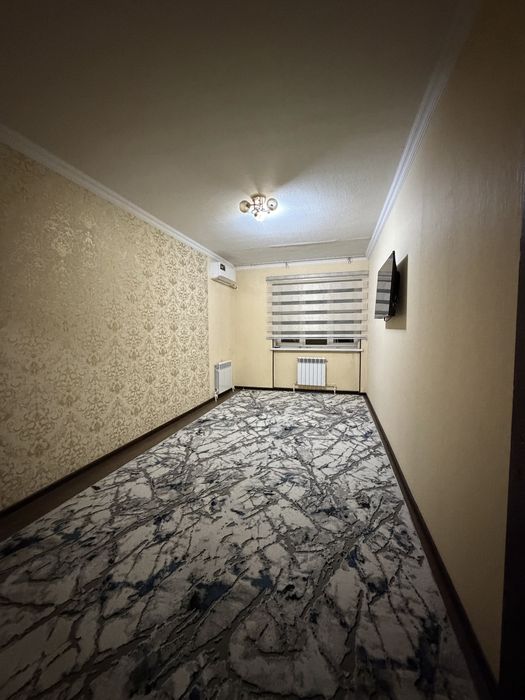 Сергели 8 худуд 3 хона 5 этаж срочно оилага ижарага берилади