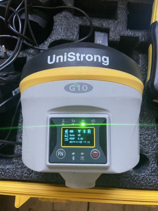 GPS RTK Unistrong G10 + Controller P9 Lite