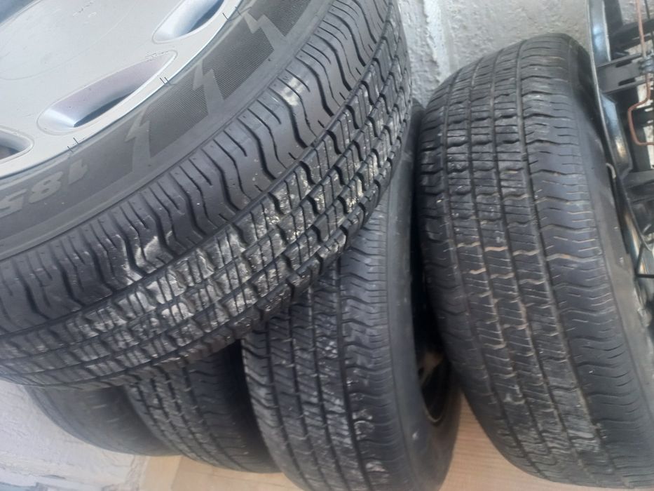 Балон камплект 185/ 70 13 лик балонлар некси 2 да турган