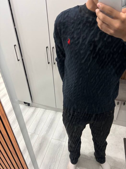 Свитер от бренда "Polo Ralph Lauren"