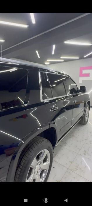 Chevrolet Tahoe 1