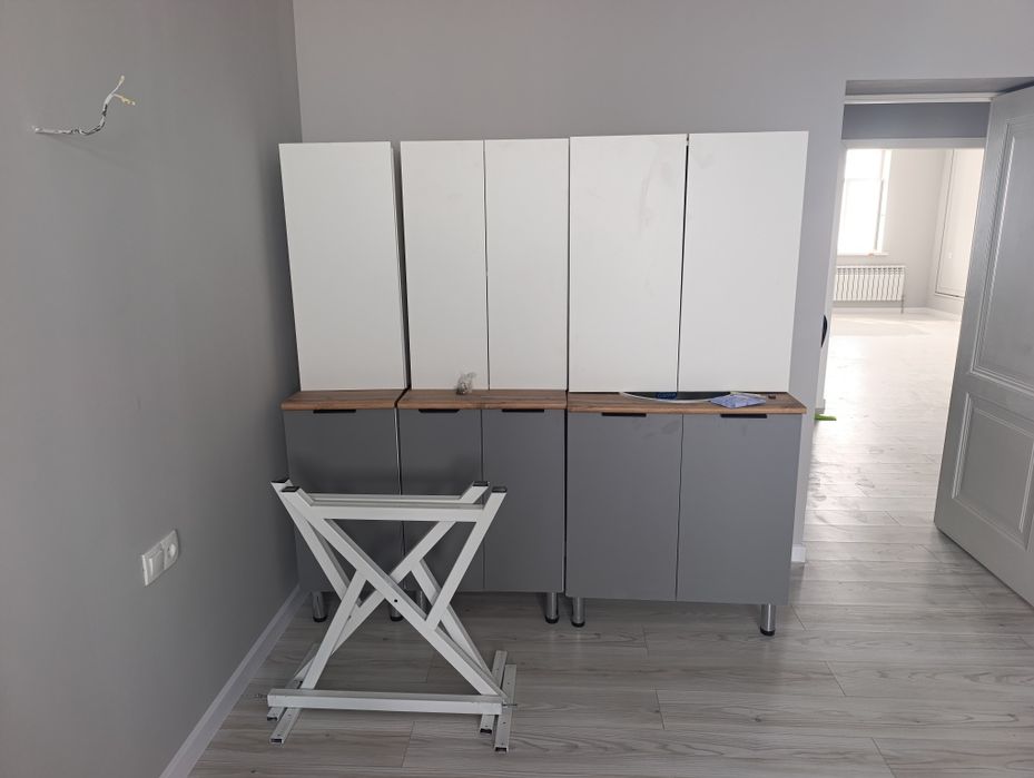 Продам кухонный гарнитур новый