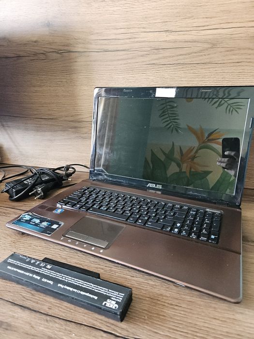 Asus x73s 17,3" на запчасти