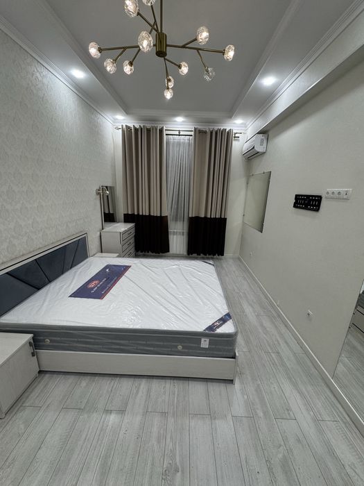 Сдаётся в аренду просторная 5-комнатная кв в жк Zarafshon на Юнусабаде