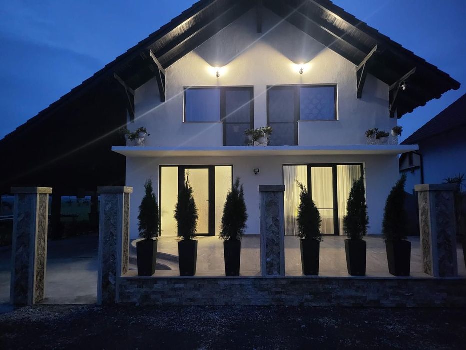 Schimb  cu Auto+dif Apartament  +dif etc