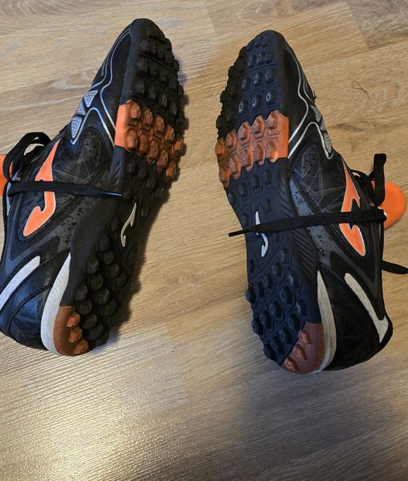 Fotbal sală / indoor / sintetic” Adidași fotbal Joma Maxima – mărimea 43, stare bună : Preț  90 ron  (negociabil)