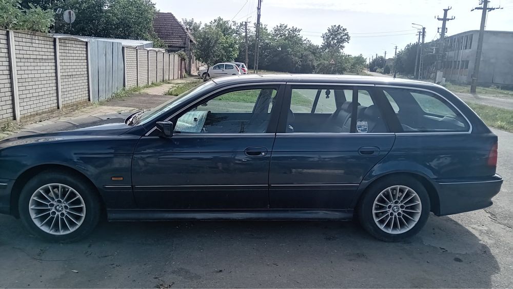 BMW 5 Series 2000 — imagine 2