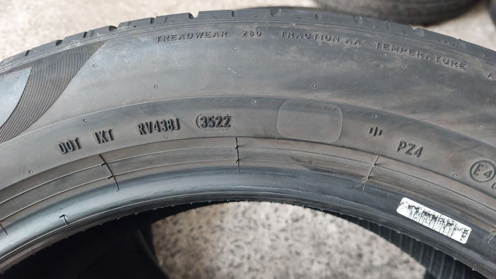 Гуми 255/50/21 Pirelli P Zero PZ4 2 броя