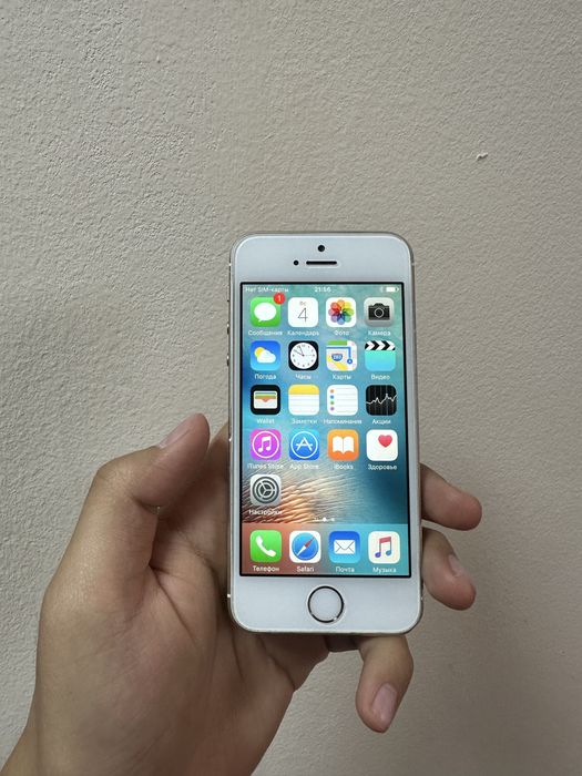 Продам Apple iPhone 5s Gold 32 ГБ
