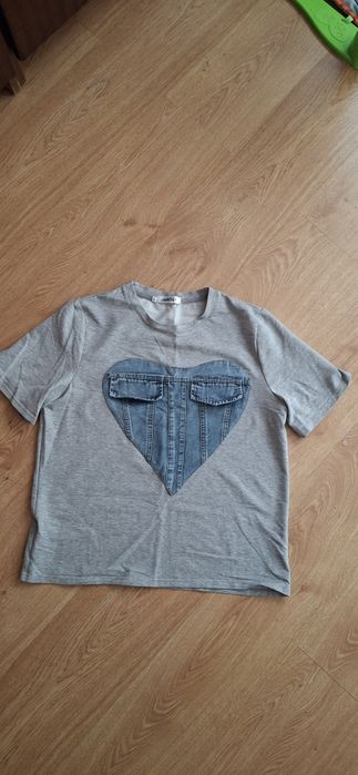 Дамски спортни комплекти