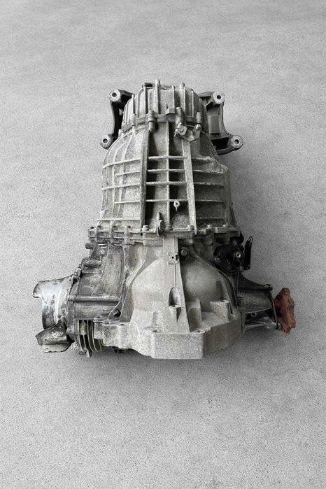 Cutie viteze automata Audi 3.0 tdi cod NKP tractiune fata cu defect (vezi poze cu erorile)