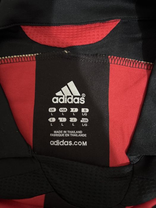 Продам форму Milan retro 2007