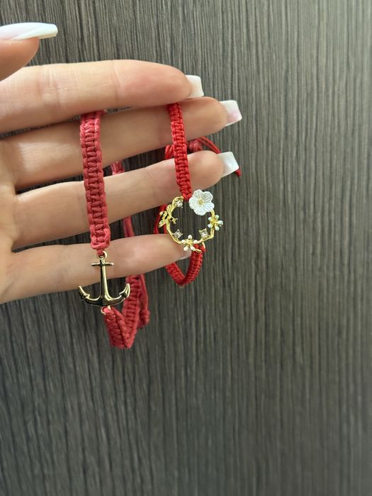 Дамска и мъжка гривна с послание