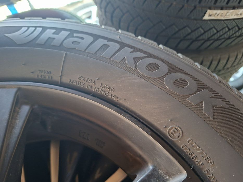 16" SEAT Ateca, Leon VW Golf, Touran, Caddy SKODA Karoq, Octavia, Yeti Джанти 5х112 със зимни гуми