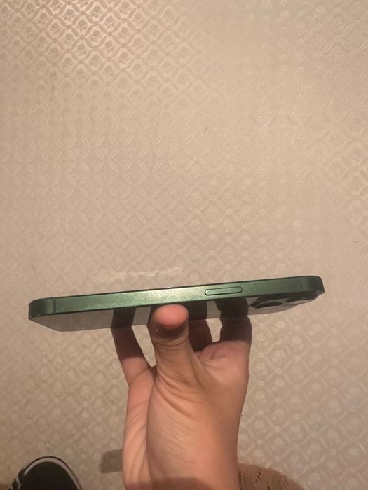 Айфон 13 нормаль