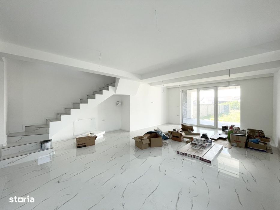 Duplex 4 camere despartit prin camera tehnica - Urseni