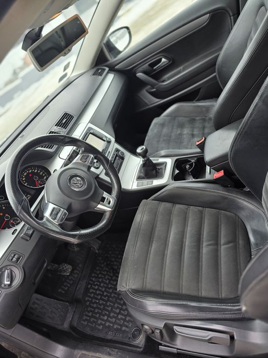 Volkswagen PASSAT CC R-Line 2.0  Euro 5 5locuri