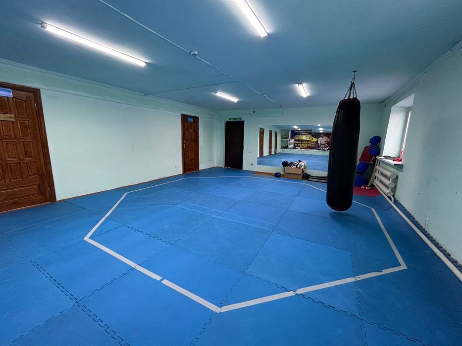 Сдам зал центре