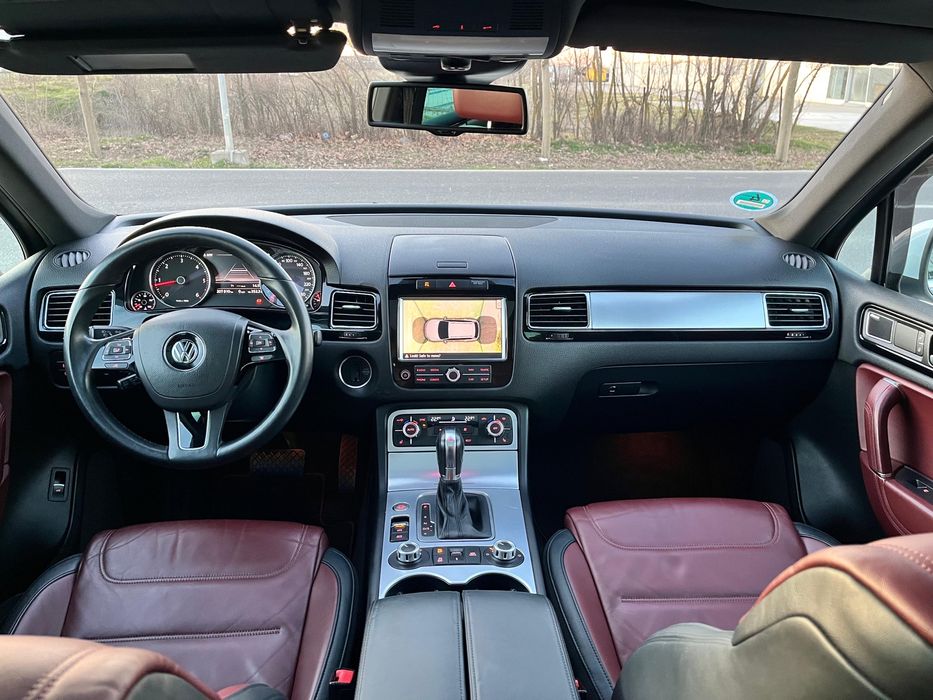 Volkswagen Touareg / Model Exclusive