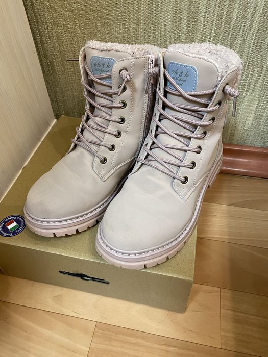 Детские ботинки