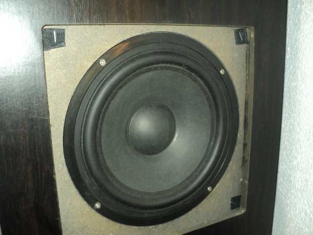 Radio Kemail Fm,Am,Sw,USB,SD,TF si Boxe SHWA 2x 130 W