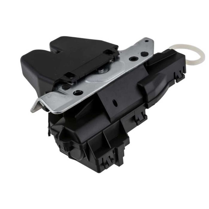 Брава за багажник Mercedes A V177 C W205 CLA C117 E W213 SEDAN (НОВА)