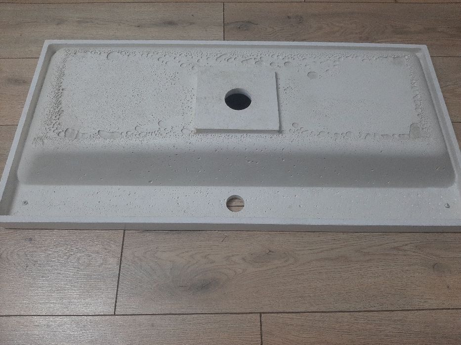 Продам раковина литые.