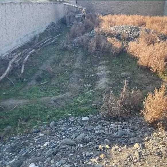 Karmanadan qurilishi tugallanmagan uchastka sotiladi 7.5 sutk