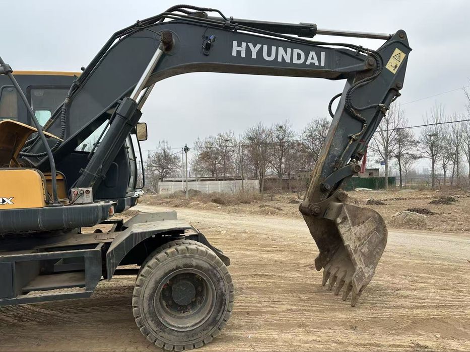 Экскаватор Ekskovator Hyundai