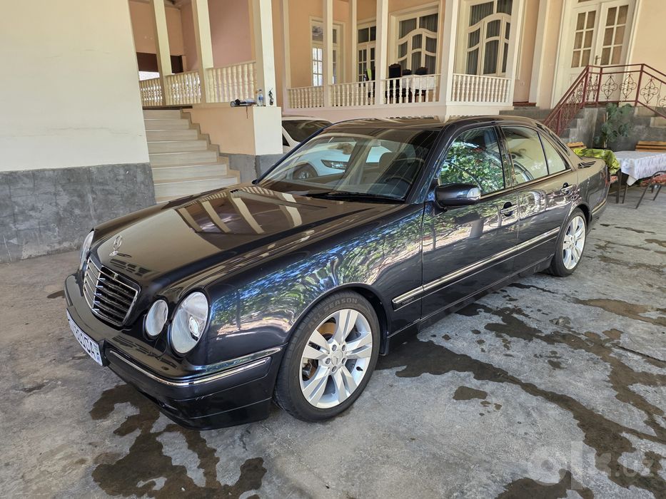 Mercedes benz W210
