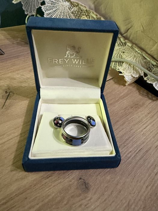 Ювелирный комплект FREY WILLE