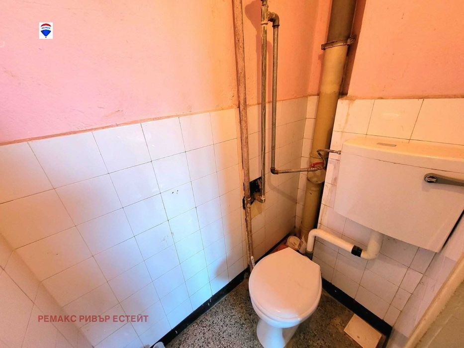 Продава се Тристаен апартамент в Русе, Широк център - 87 кв.м за 1034 €/кв.м - Снимка #12