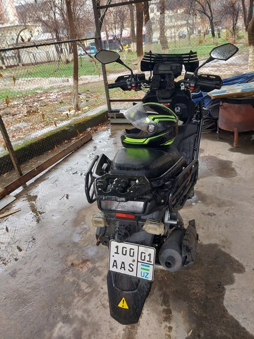 Tank skuter sotiladi kelishamiz