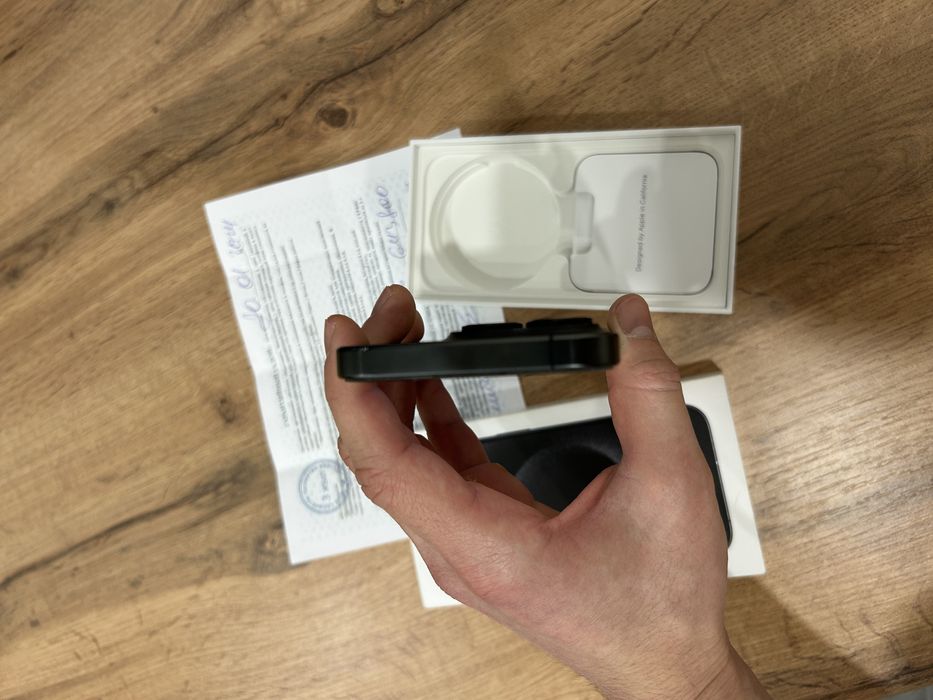 iPhone 15 Pro 256 GB с Гарантией