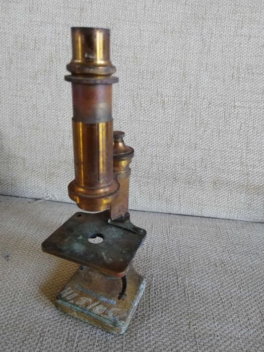 Microscop de colecție