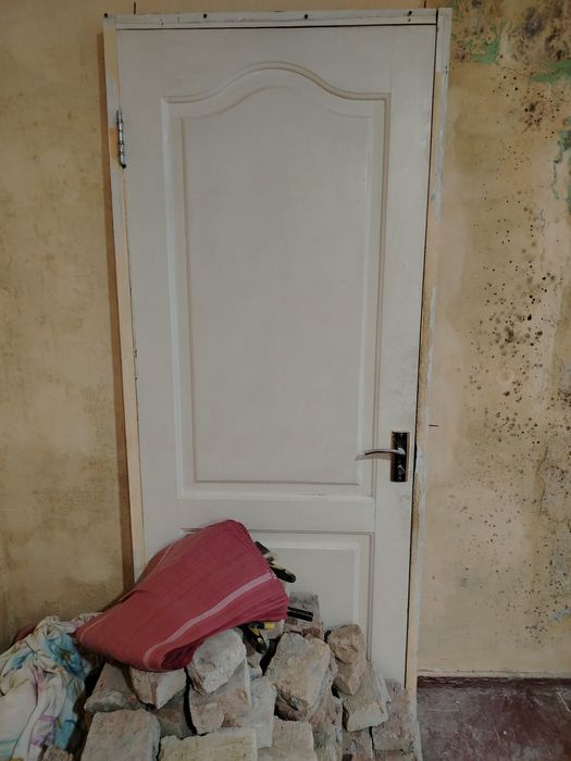 Ишик сотилади дверь продаётся