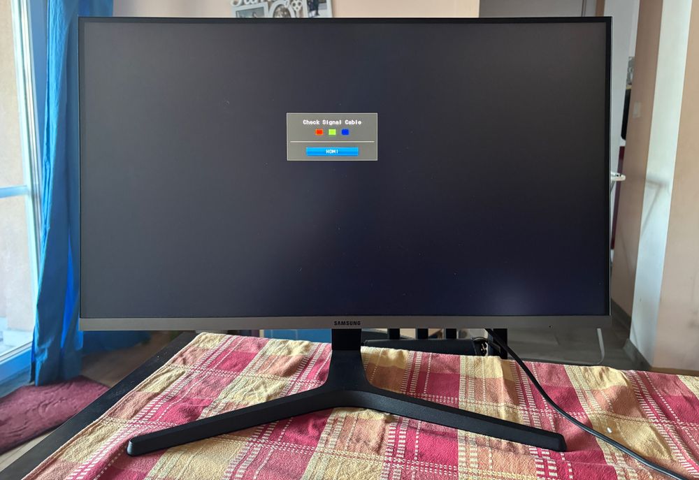 Монитор Samsung 27”