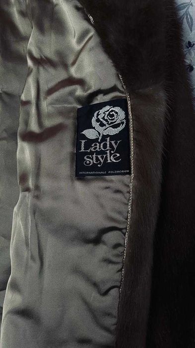Норковая шубка автоледи