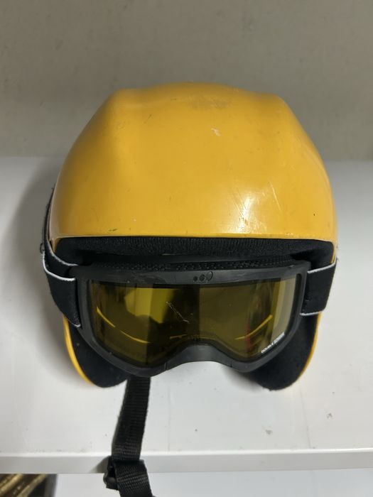 Ски каска + ски очила