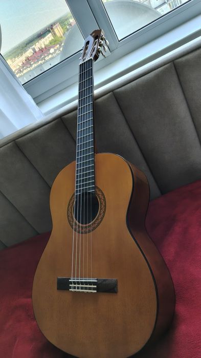 Гитара Yamaha c40