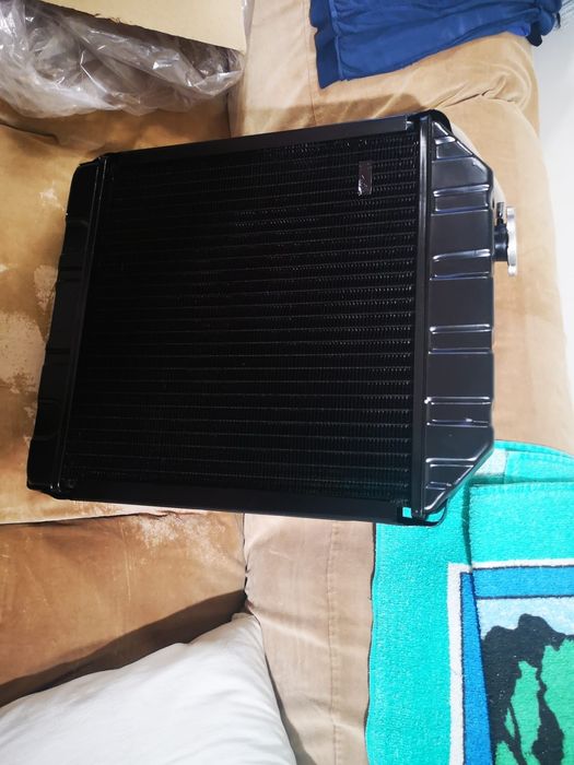 Radiator tractor ford 2000 3000 5000 pe original ford dexta și super d