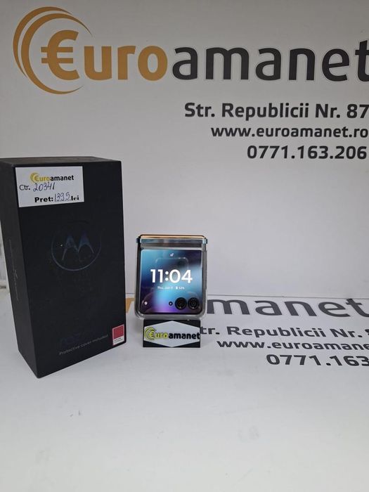 Telefon mobil Motorola razr 40 ultra, Dual SIM, 8GB RAM, 256GB, -G-