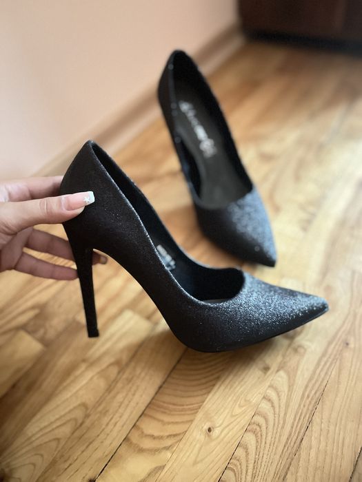 Елегантни дамски токчета