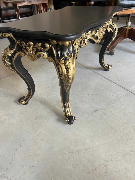 Masa de cafea/Baroc!