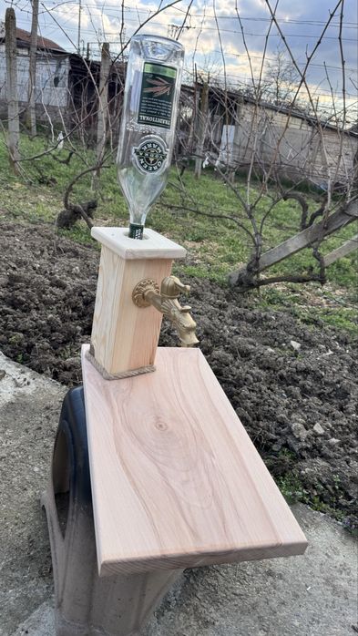 Диспенсър за алкохол