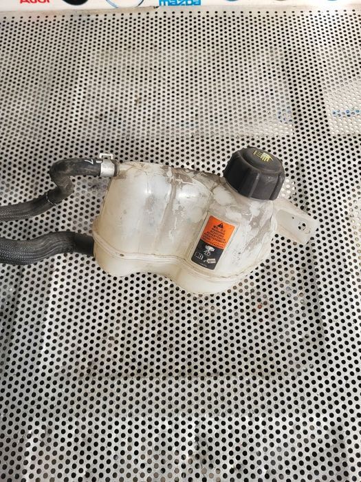 Vas Expansiune Apa Antigel Nissan Qashqai J11 An 2013-2014-2015-2015-2016-2017-2018-2019-2020 1.5 D
