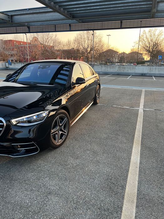 Long,Pachet AMG,Head-up,Garantie,Volan incalzit,punte viratoare,Burmester,Pano,Venti,Masaj,Tableta,Pachetul Chauffeur, Rear Tv,Alcantara,Chaise-Longue